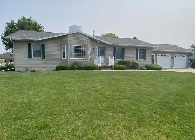 Property at 905 Rebecca Ct, Independence, IA 50644, 4 beds, 3 baths
