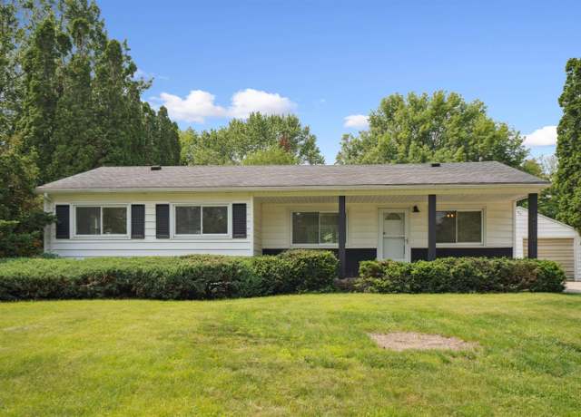 Property at 4013 Midway Dr, Waterloo, IA 50701, 3 beds, 1 bath