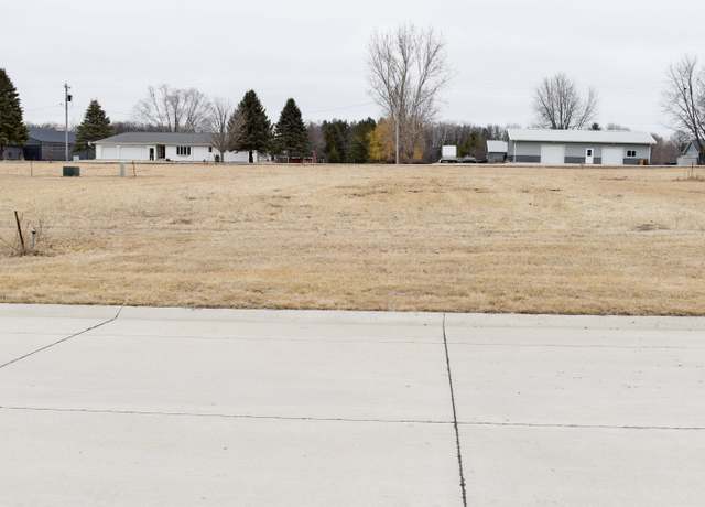Property at 3 Clayton Blvd, Osage, IA 50461