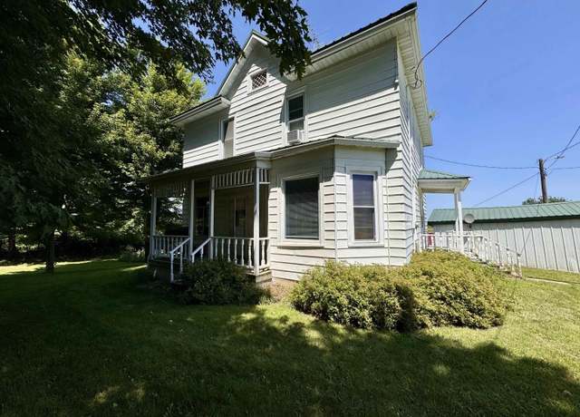 Property at 1096 Elon Dr, Waukon, IA 52172, 4 beds, 1 bath