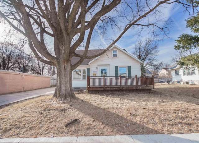 Property at 2303 Main St, Cedar Falls, IA 50613, 3 beds, 3 baths