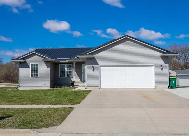 Property at 1409 SW Kellie Ave, Independence, IA 50644, 4 beds, 3 baths
