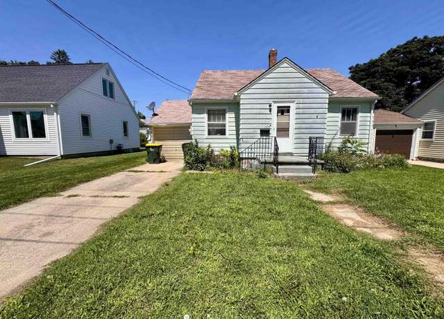 Property at 203 SW 1st Ave, Waukon, IA 52172, 2 beds, 1 bath