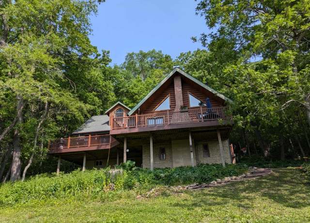 Property at 2112 St Hwy 9 Hwy, Decorah, IA 52101, 3 beds, 2 baths