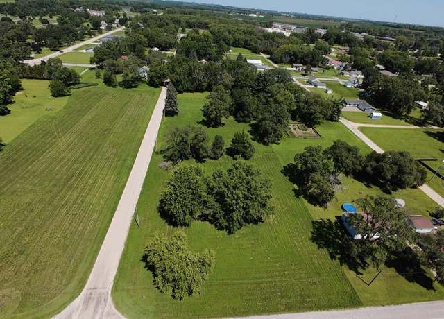 Property at 12th Ave SW Lots 2016 & 2004, Oelwein, IA 50662