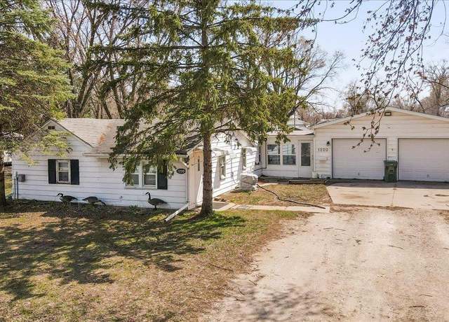 Property at 1220 Shultz St, Waterloo, IA 50707, 2 beds, 1 bath