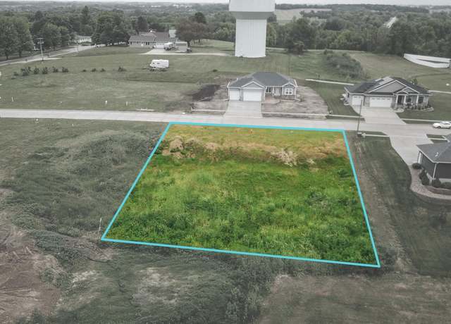 Property at 1058 NE 2nd Ave, Waverly, IA 50677