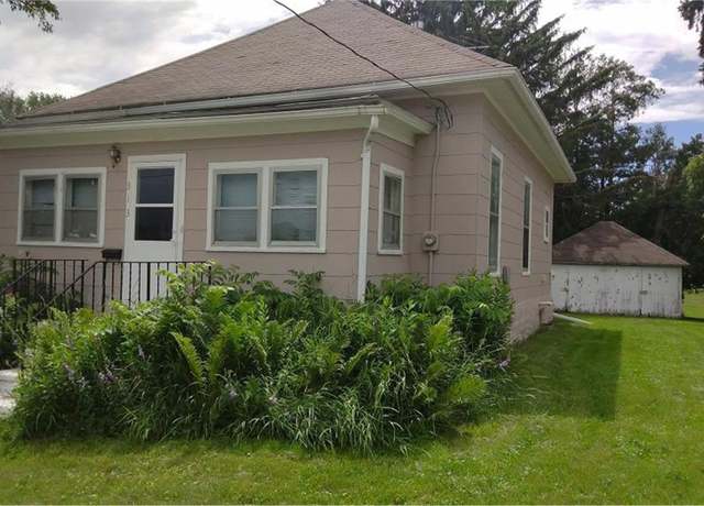 Property at 313 N Vine St, West Union, IA 52175, 2 beds, 1 bath