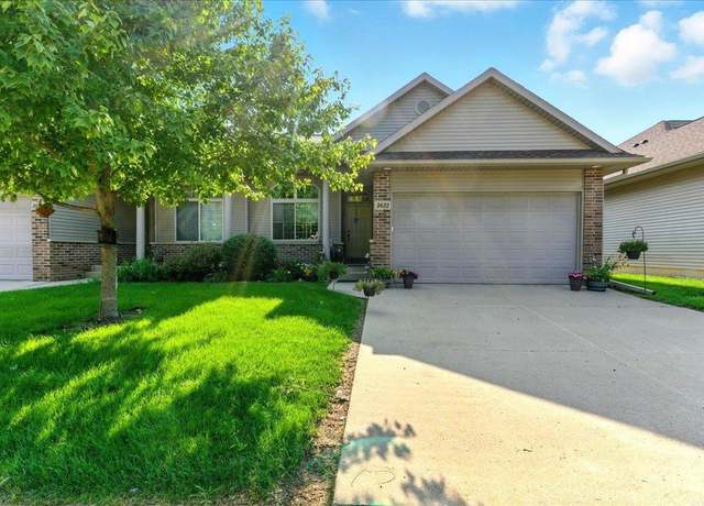 Property at 3632 Pheasant Ln, Waterloo, IA 50701, 2 beds, 2 baths