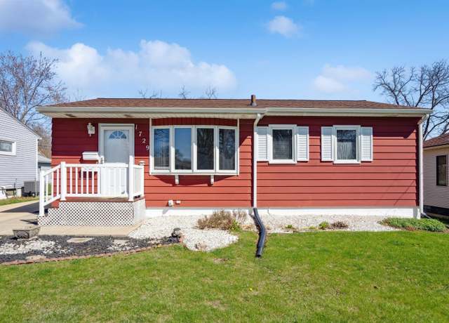 Property at 1729 Howard St, Waterloo, IA 50702, 3 beds, 1 bath