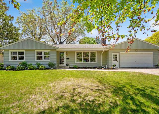 Property at 1113 Rachael St, Waterloo, IA 50701, 3 beds, 2 baths