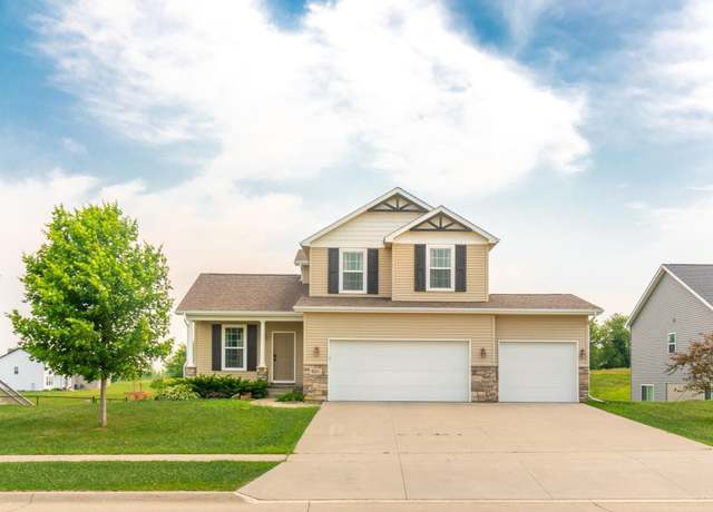 Property at 3015 Timber Cv, Cedar Falls, IA 50613, 3 beds, 2.5 baths