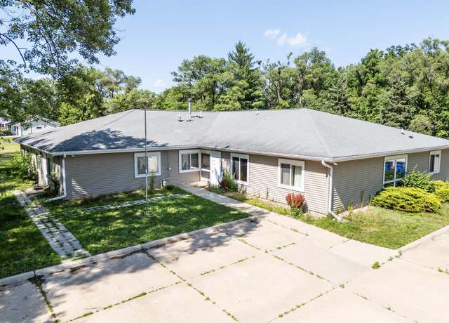 Property at 88 Eldene Ct, Evansdale, IA 50707