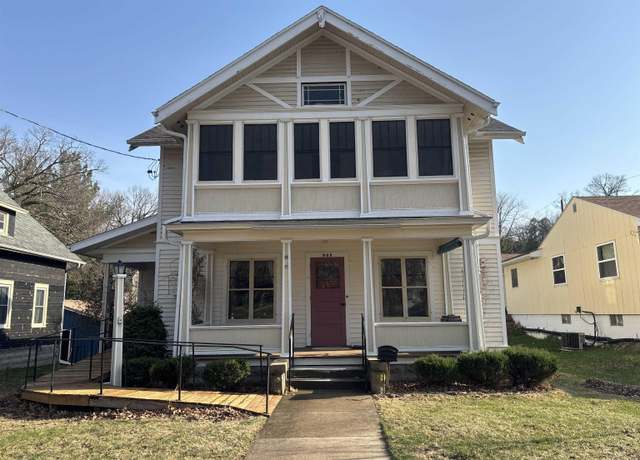 Property at 909 Vernon St, Decorah, IA 52101, 4 beds, 2 baths