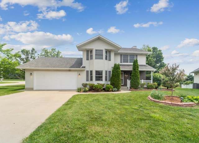 Property at 4710 Donald Dr, Cedar Falls, IA 50613, 3 beds, 3.5 baths