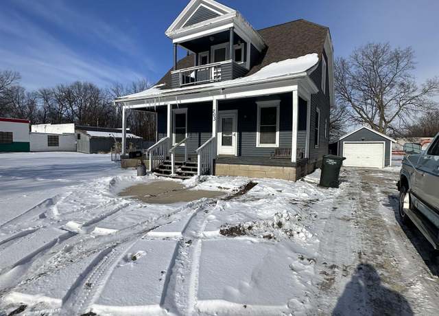 Property at 203 W Main St, Laporte City, IA 50651, 4 beds, 2 baths