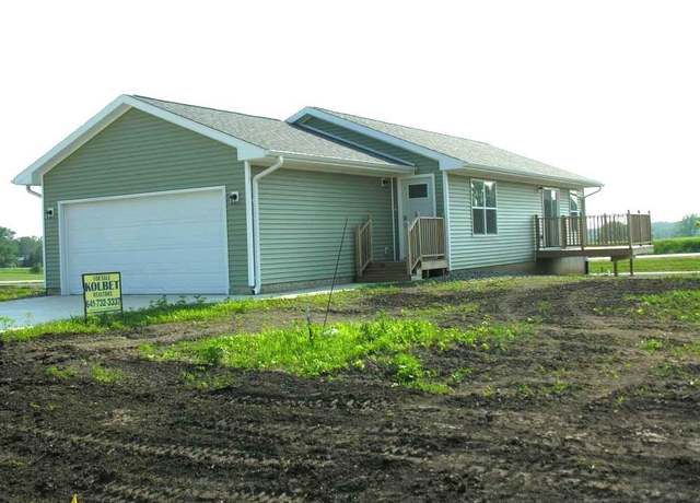 Property at 504 Boulder Ln, St. Ansgar, IA 50472, 3 beds, 2 baths