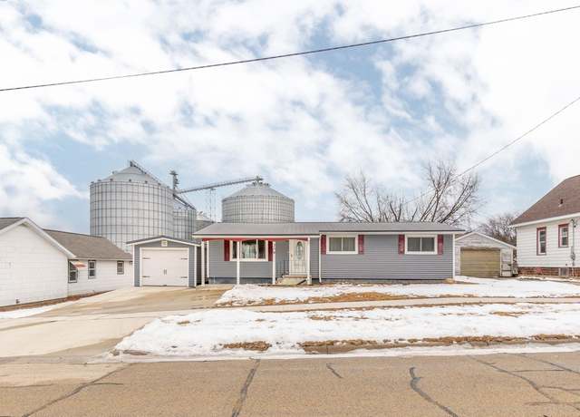 Property at 309 SE 2nd St, Tripoli, IA 50676, 3 beds, 1.5 baths