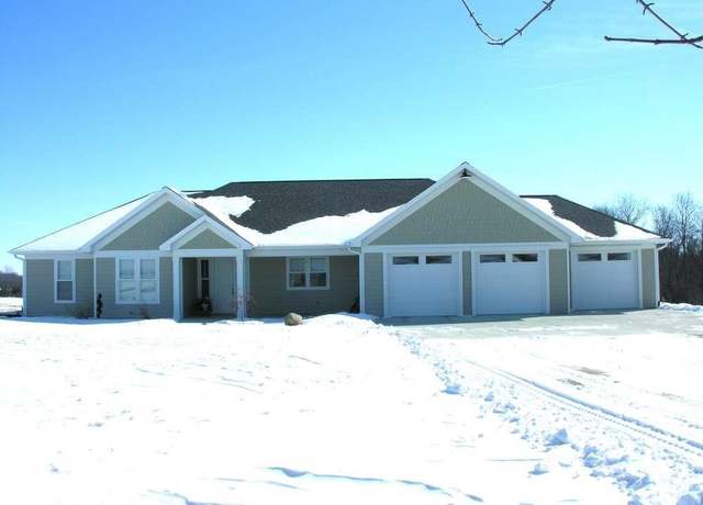 Property at 1518 436th St, St. Ansgar, IA 50472, 3 beds, 2.5 baths