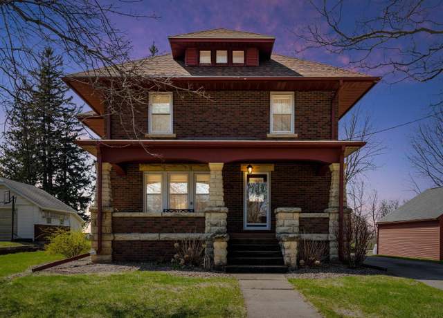 Property at 309 N Page St, Monona, IA 52159, 3 beds, 2 baths