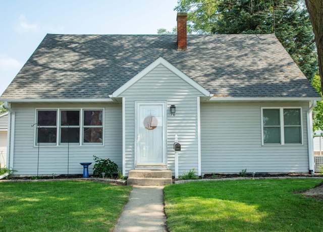 Property at 710 SW 4th Ave, Waverly, IA 50677, 4 beds, 1.5 baths