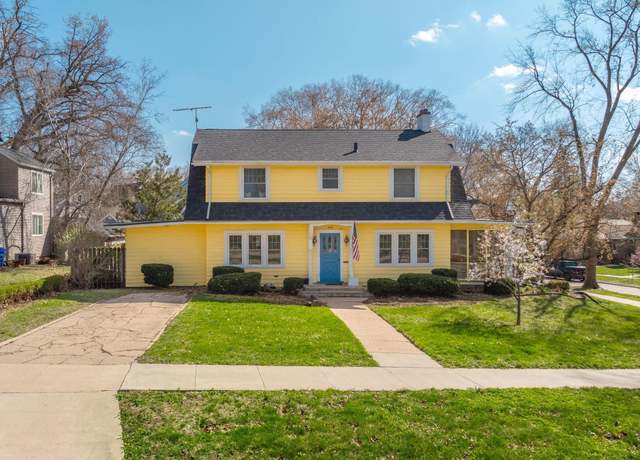 Property at 449 Kingbard Blvd, Waterloo, IA 50701, 3 beds, 1.5 baths