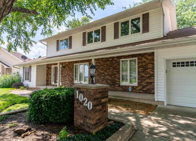Property at 1020 Nancy Rd, Waterloo, IA 50701, 4 beds, 3.5 baths