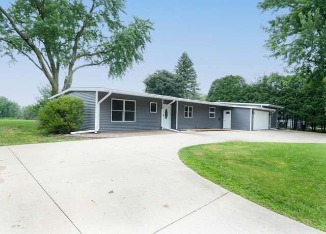 Property at 201 9th St St NE, Oelwein, IA 50662, 5 beds, 3.5 baths