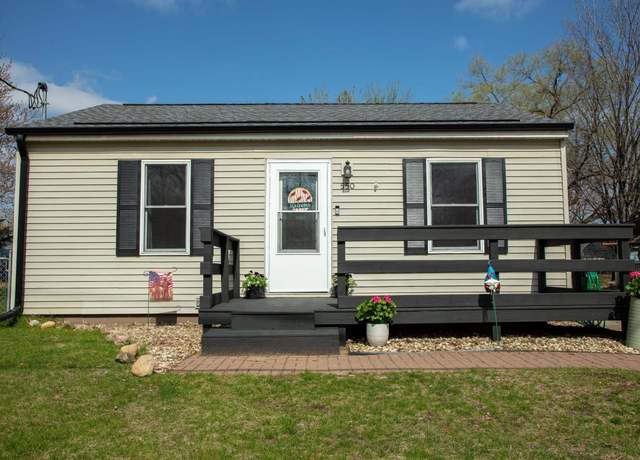 Property at 550 Jones Rd, Evansdale, IA 50707, 3 beds, 1 bath