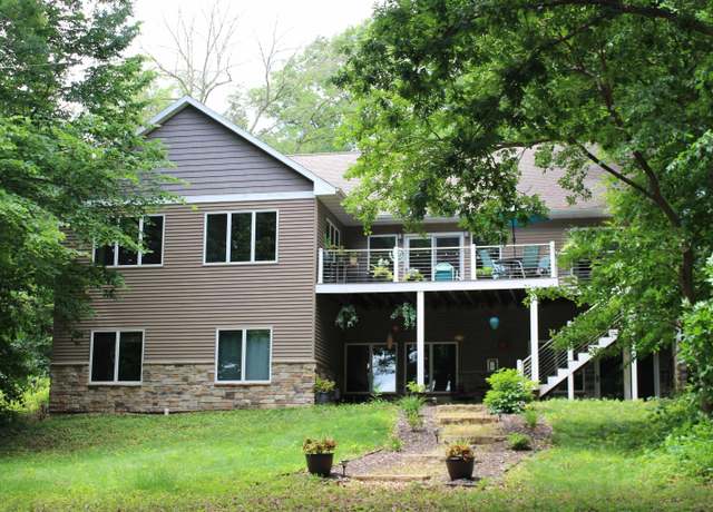 Property at 26236 213th Ave, Delhi, IA 52223, 3 beds, 2.5 baths