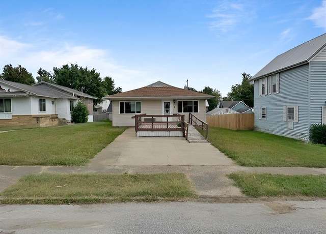 Property at 208 4th Ave, Keystone, IA 52249, 4 beds, 2 baths