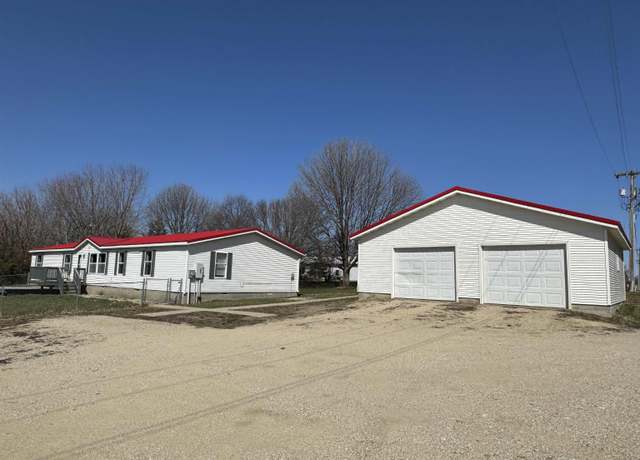 Property at 106 Madison St, Floyd, IA 50435, 4 beds, 2 baths