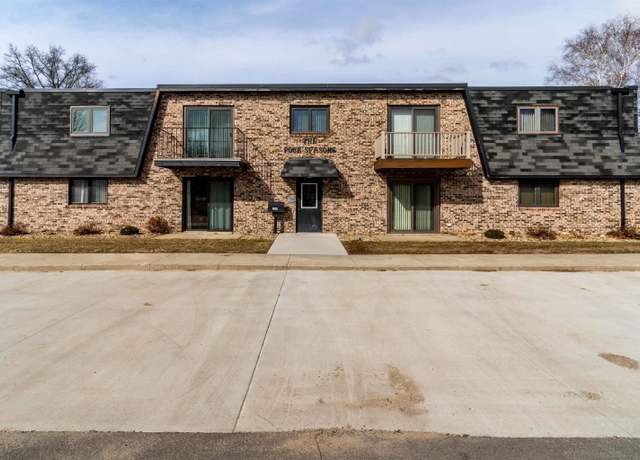 Property at 809 3rd St #6, Reinbeck, IA 50669, 2 beds, 1 bath
