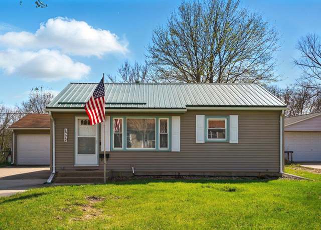 Property at 1773 Flower St, Waterloo, IA 50701, 2 beds, 1 bath