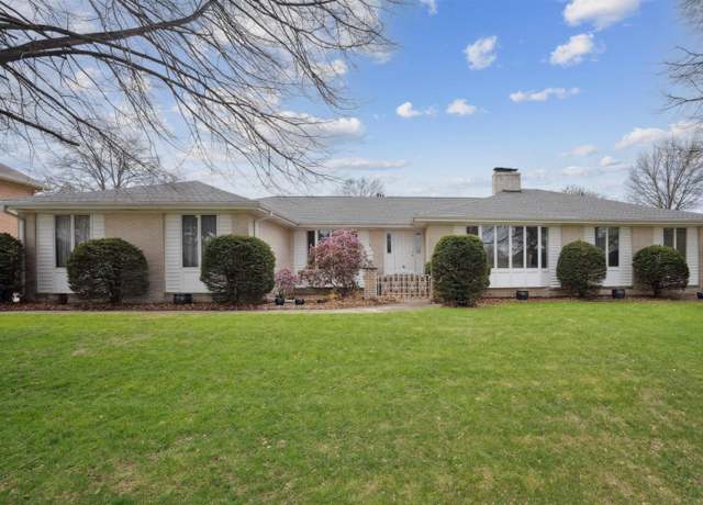 Property at 1759 Pinehurst Ln, Waterloo, IA 50701, 3 beds, 3 baths
