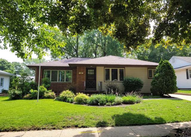 Property at 513 5th Ave. Ave SE, Oelwein, IA 50662, 3 beds, 3 baths