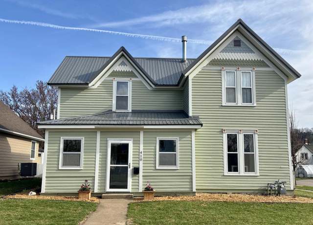 Property at 410 Decorah Ave, Decorah, IA 52101, 4 beds, 2 baths