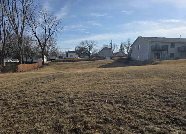 Property at 306 W Plum St, West Union, IA 52175