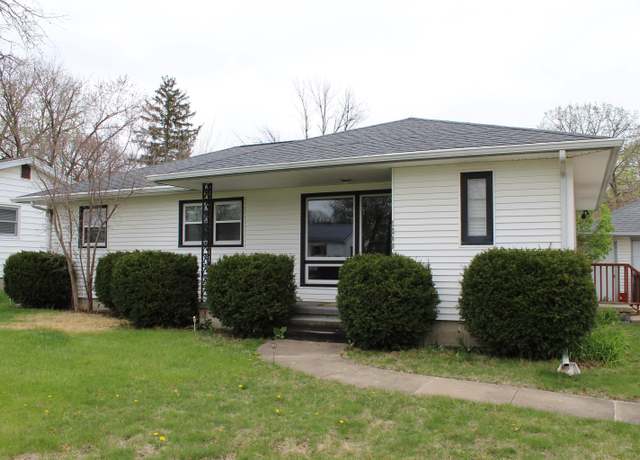 Property at 1249 Westland Ave, Waterloo, IA 50701, 3 beds, 1 bath