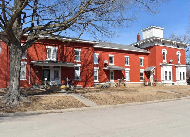 Property at 333 Chase St, Osage, IA 50461