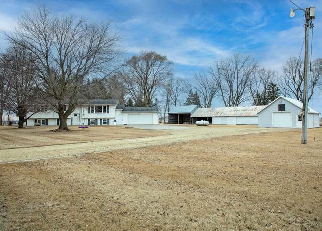 Property at 33673 210th St St, Waverly, IA 50677, 5 beds, 3 baths