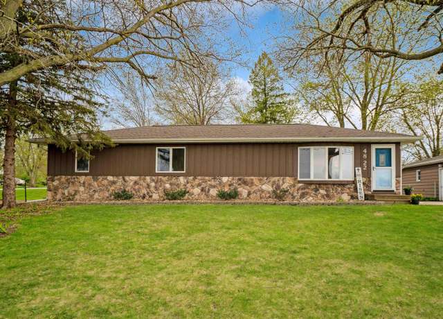Property at 4822 E Washburn Rd, Washburn, IA 50702, 3 beds, 1.5 baths