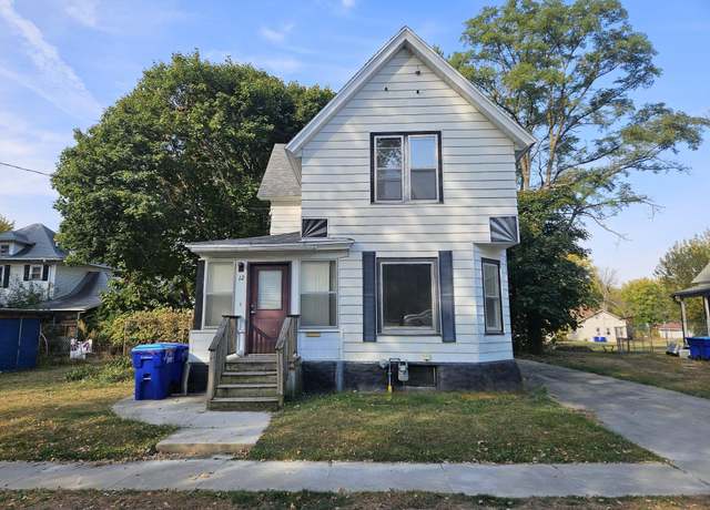 Property at 12 5th Ave Ave NW, Oelwein, IA 50662, 3 beds, 1 bath