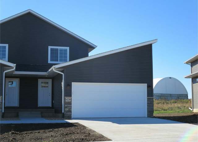 Property at 4220 Mourning Dove Dr, Waterloo, IA 50702, 2 beds, 2.5 baths