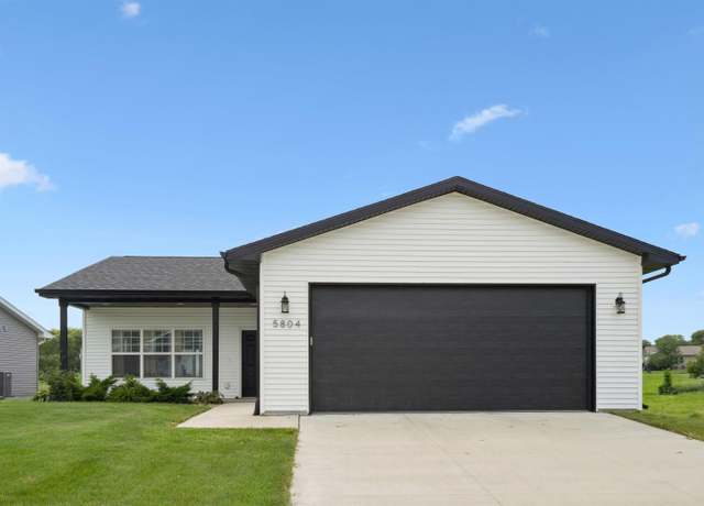 Property at 5804 Summerland Dr, Waterloo, IA 50701, 3 beds, 2 baths