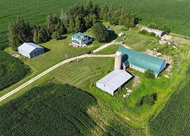 Property at 3346 C Ave, Lamont, IA 50650, 5 beds, 1 bath