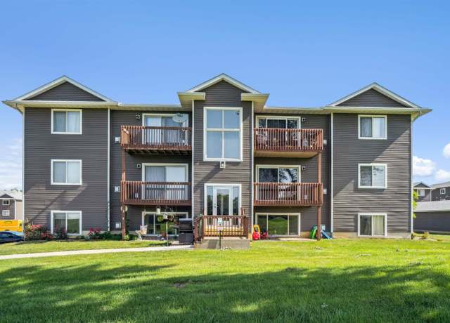 Property at 4708 Chadwick Rd #7, Cedar Falls, IA 50613, 2 beds, 1 bath