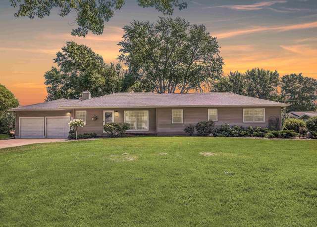 Property at 3010 Tucson Dr, Cedar Falls, IA 50613, 3 beds, 2 baths