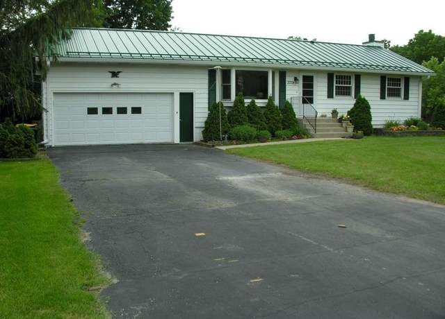Property at 3719 SE 50th Ave, Rochester, MN 55904, 2 beds, 2 baths