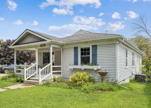 Property at 829 2nd Ave Ave NE, Oelwein, IA 50662, 3 beds, 1.5 baths